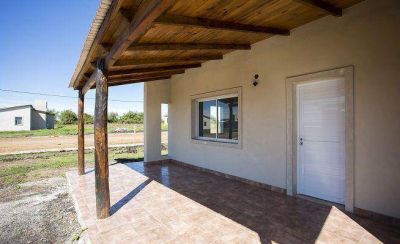 El mi�rcoles entregar�n las casas a vecinos del asentamiento de Montana