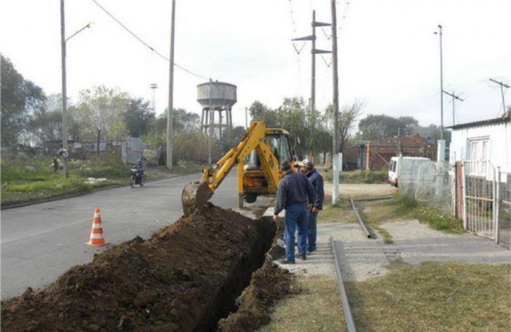 Obras Sanitarias sigue apostando a la inclusi�n de Villa Evita y Villa Pehuaj� 