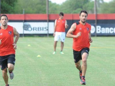 Newell�s visita a Defensa y Justicia con Raggio jug�ndose su continuidad como DT
