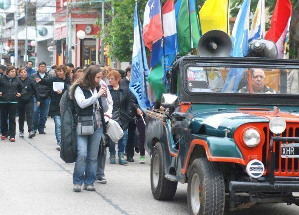 SUSPENDIERON CAMINATA Y SE SOLIDARIZAN CON LOS INUNDADOS DE LUJ�N