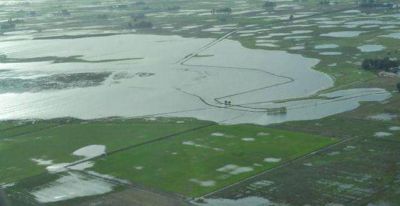 Situaci�n h�drica del distrito; cr�ticas de la UCR al gobierno provincial y municipal 