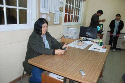A una vecina se le taparon las cloacas y se 