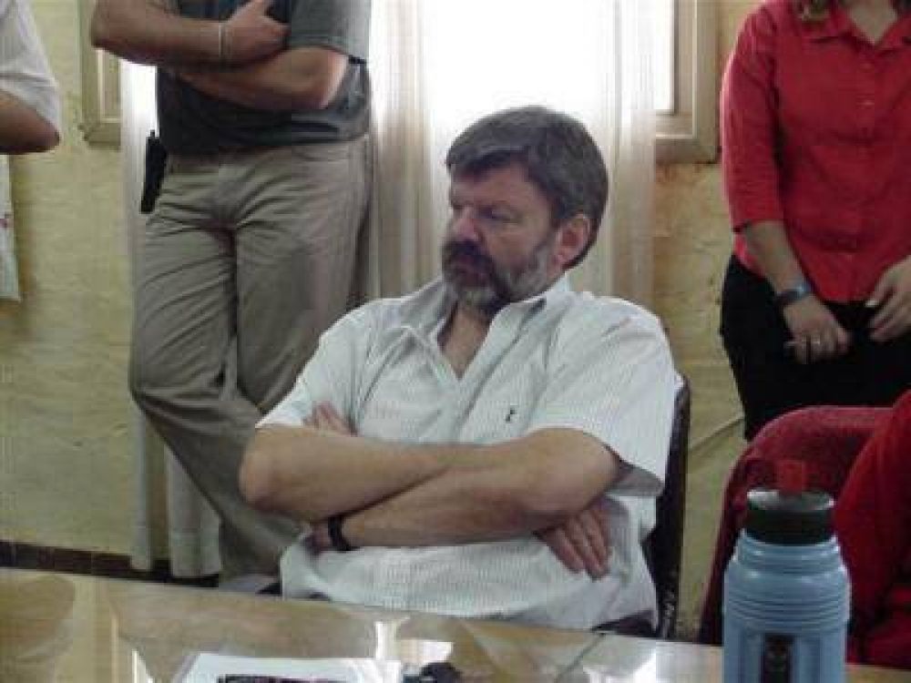 Este lunes empieza el juicio al exintendente Poletti, acusado por el robo de 100 ca�os