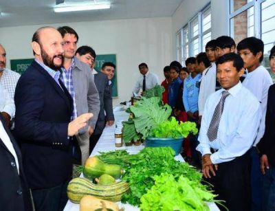 EL GOBIERNO ACENT�A EL DESARROLLO DE LA EDUCACI�N AGRO T�CNICA EN VASTA REGI�N DEL OESTE PROVINCIAL