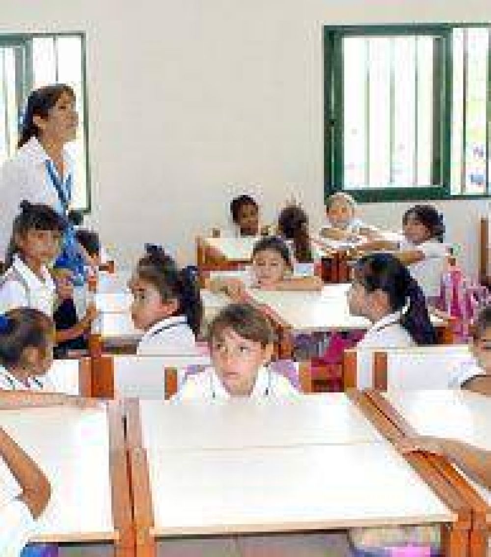 Pedro Morales: La nueva ley de educaci�n provincial est� correcta