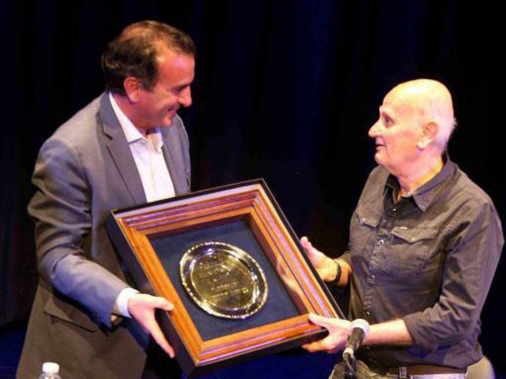 Juan Gim�nez, embajador cultural de Mendoza