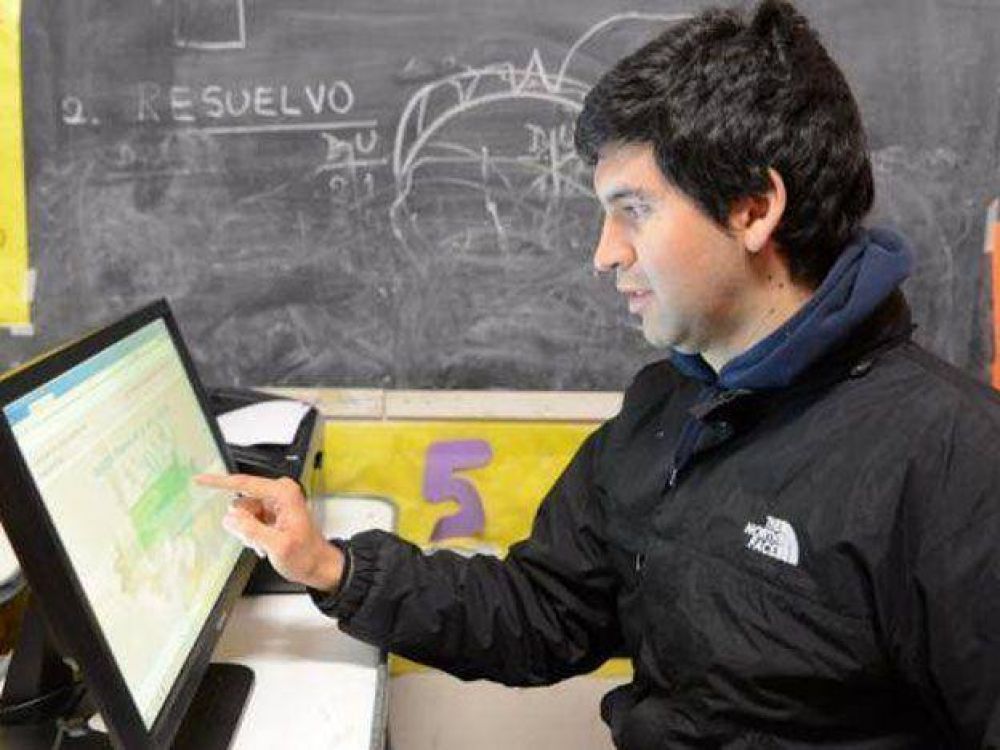 Con el debut del voto electr�nico se desarrollaron con normalidad las elecciones de Irrigaci�n