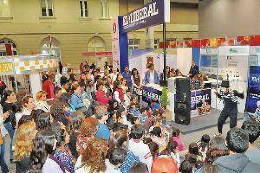 Exitoso cierre de la Feria Provincial del Libro, con buen marco de p�blico