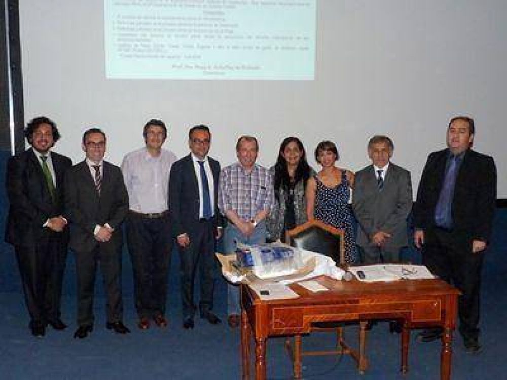 Letrado chileno disert� sobre Reformas Judiciales en la UNLaR