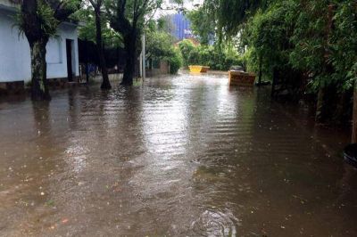 Alerta roja en Luj�n: vuelve a crecer el r�o y afirman que la situaci�n es 