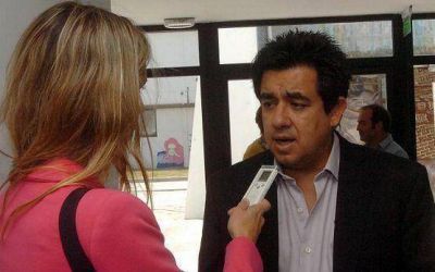 Arl�a critic� a Z�ccaro por �hacer pol�tica con la tragedia de la gente�