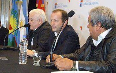 Con la presencia de Insaurralde, confirmaron el aumento a municipales