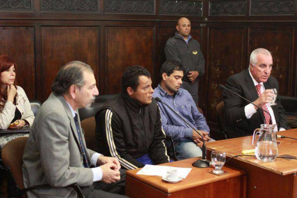 Iban de Acer�a a Paran� para ofrecer chicas