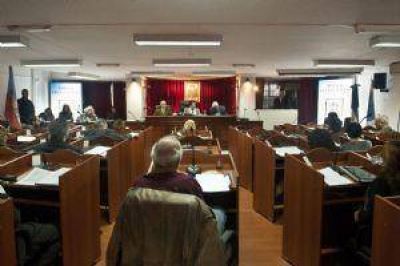 Diputados acordaron extender las sesiones s�lo treinta d�as m�s