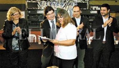 Sileoni anunci� una inversi�n de $ 25 millones para el canal de UNL