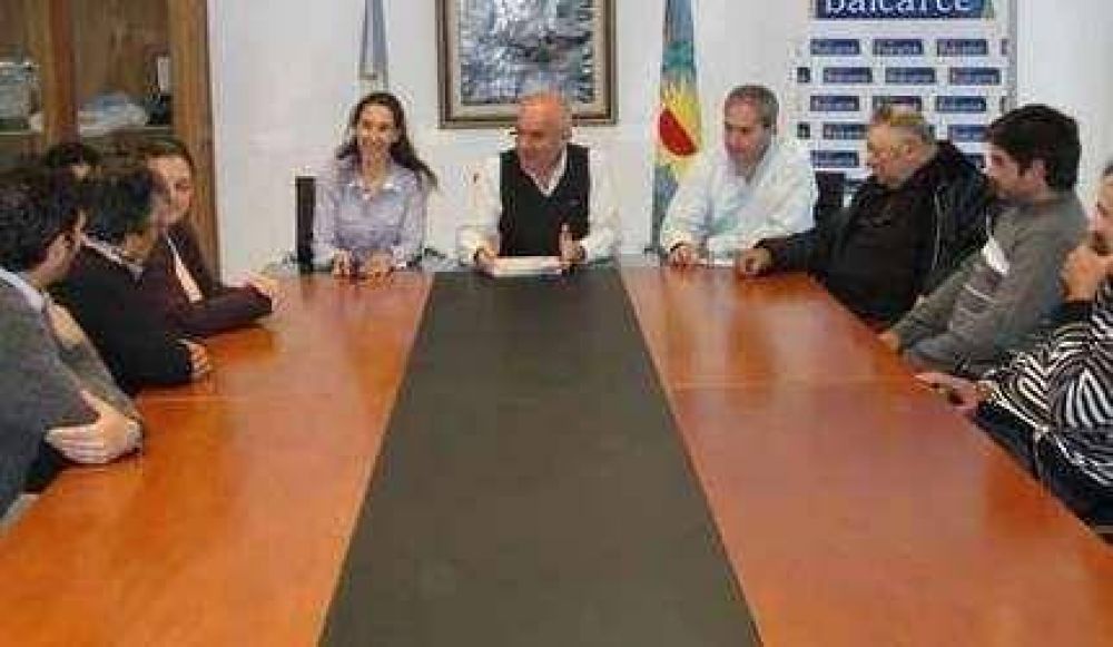 Entrega de fondos del Presupuesto Participativo