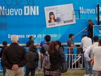 Tramit� el nuevo DNI en la Facultad de Humanidades de la UNNE