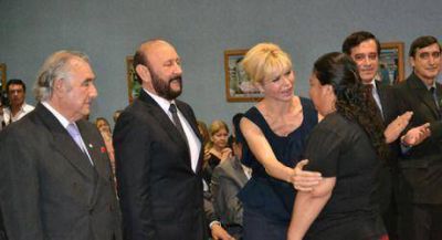 Insfr�n comparti� el trasplante renal n�mero cien en el HAC