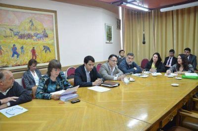 Tras la renuncia de Varela, la Sala Acusadora dio por terminado el juicio pol�tico al ministro