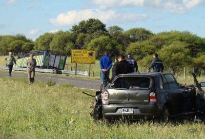 Choque frontal en la ruta 35: muri� un polic�a retirado