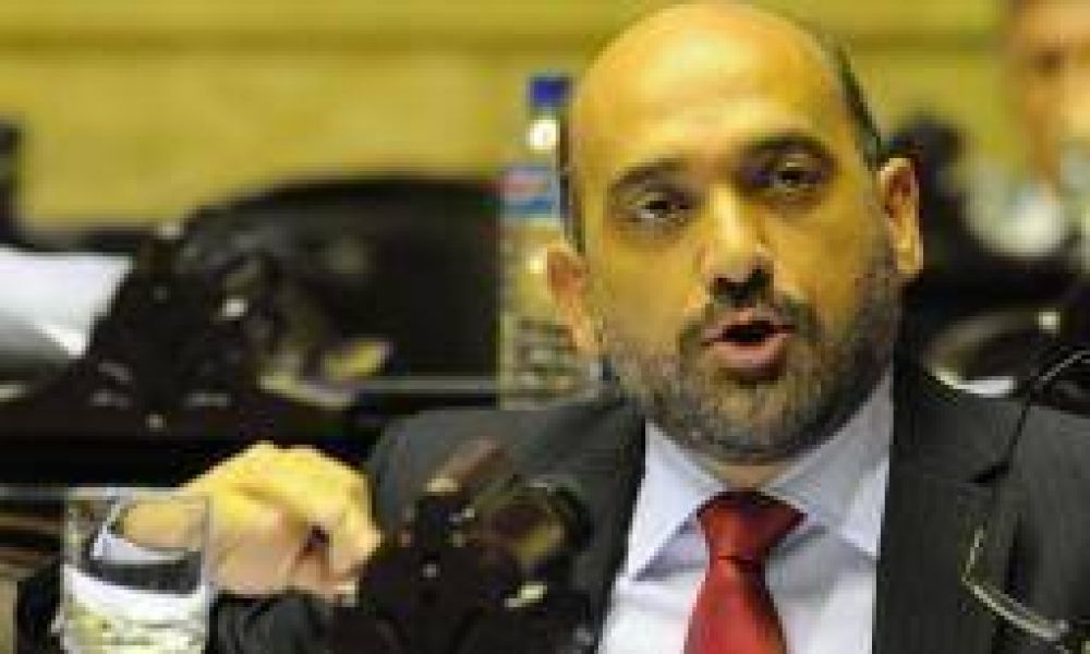Javier Tineo le rest� importancia a las encuestas preelectorales