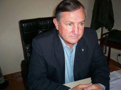 Agust�n Perassi dice que hay que aprovechar el oportunismo del PJ
