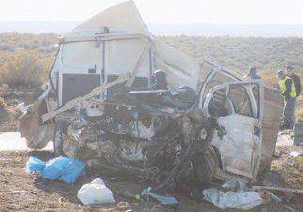 Chos Malal: dos muertos en un choque en la Ruta 40 