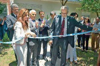 El primer Banco de Tejidos Oculares del Noroeste Argentino ya funciona en Santiago
