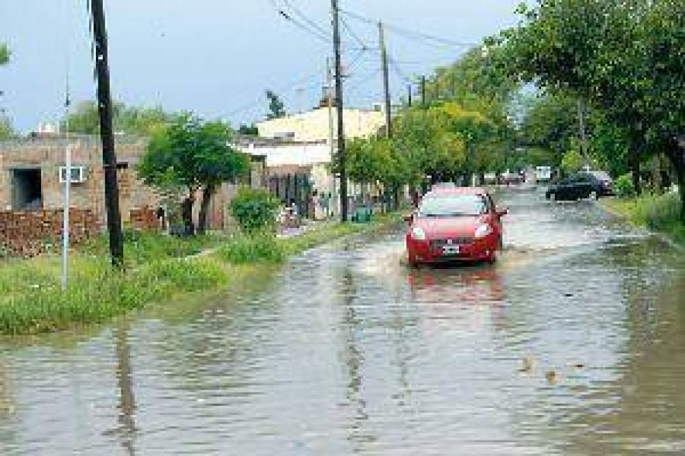 Varias familias debieron ser asistidas por filtraciones en sus casas tras las lluvias