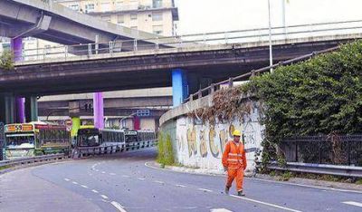 Comienzan obras del Metrob�s en la autopista 25 de Mayo