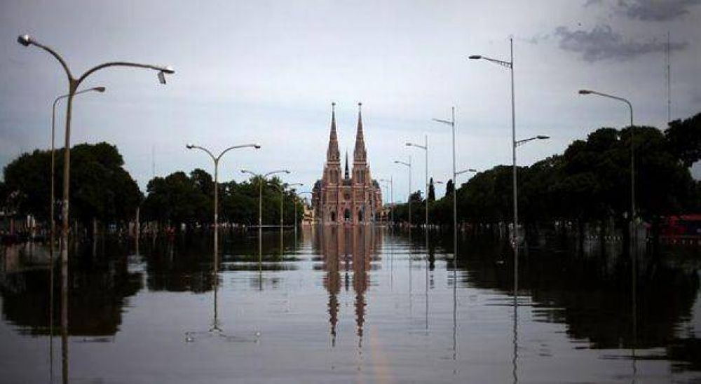 Acusan a Scioli de ejecutar menos del 10% del Presupuesto para Control de inundaciones