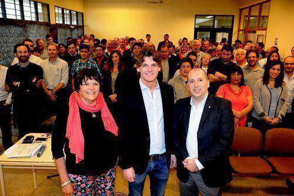 Ya entrenan a los nuevos maestros de emprendedores
