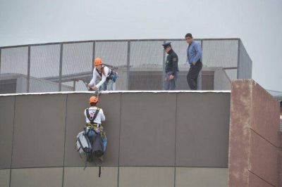 Activistas de Greenpeace escalaron la casa de gobierno salte�a