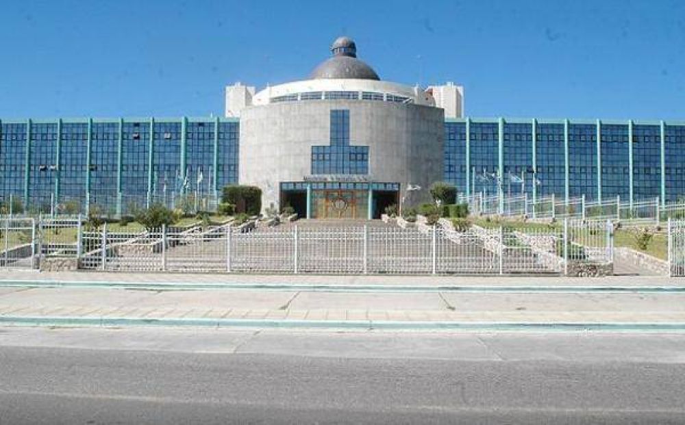 Refacciones y ampliaciones para la Legislatura Provincial