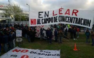 Fallo contra Gendarmer�a: Los trabajadores de Lear cortan Panamericana sin fuerza designada para el desalojo