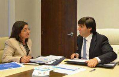 La gobernadora gestion� 200 lotes para el PRO.CRE.AR