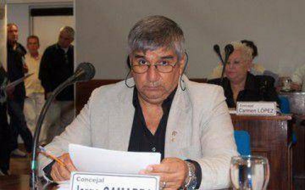 Gamarra, duro contra Bertolotto: �Nos toma a todos de est�pidos�	