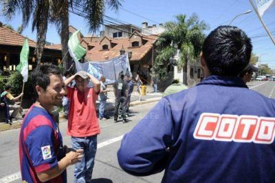 El Ministerio de Trabajo convoc� a las partes por las suspensiones en la empresa Coto Cicsa
