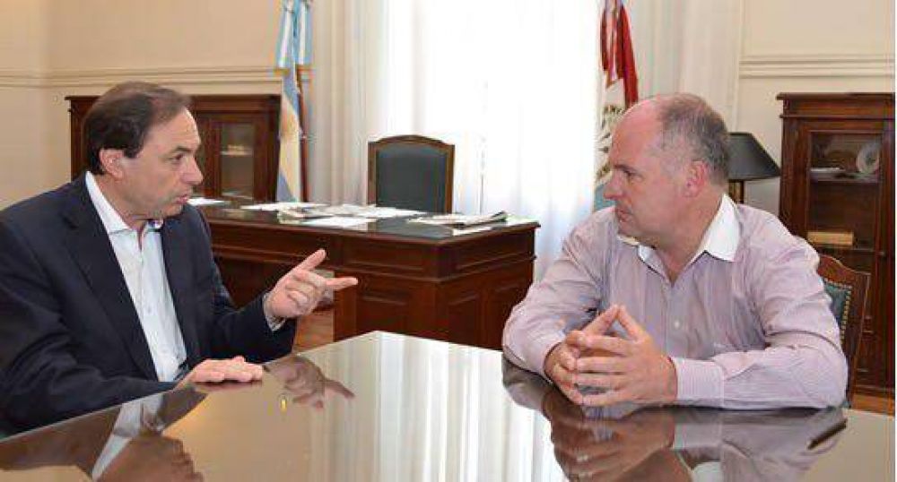 Henn y Zamarini promueven la aprobaci�n de Obras Menores
