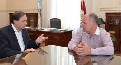 Henn y Zamarini promueven la aprobaci�n de Obras Menores