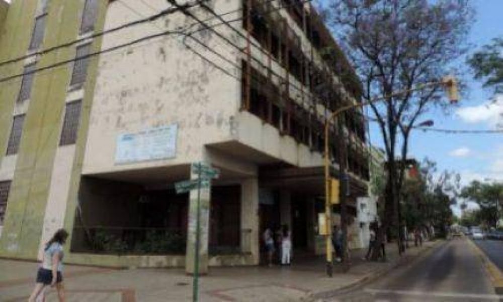 Abuso en Escuela 43: Analizan la continuidad en el cargo de la Directora