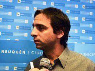 Este MPN entreg� la soberan�a de Neuqu�n a los K