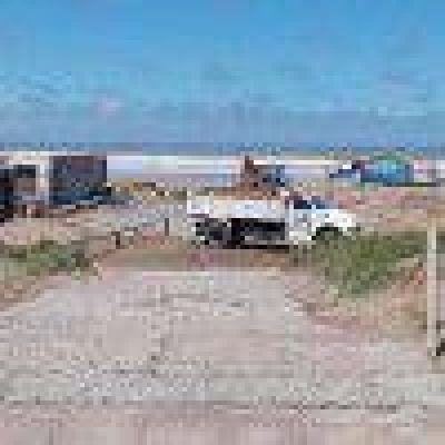 Trabajos de remoci�n de escombros y movimiento de arena 