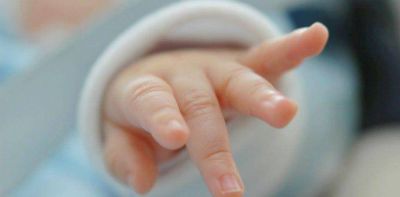 Jujuy: polic�as rescatan a un reci�n nacido que cay� en una letrina luego que su madre diera a luz all�