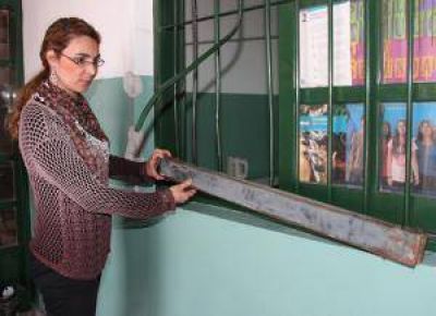A pesar de la alarma, roban por 25ta vez en una escuela