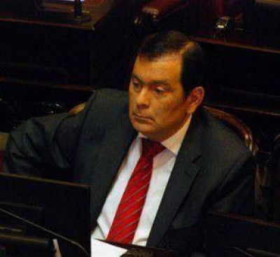 Zamora manifest�: �Estoy satisfecho por los resultados entre la Mesa de Di�logo y el Gobierno�