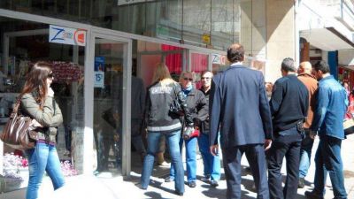 La AFIP asegura que desactiv� en Bah�a una banda que armaba sociedades fantasmas