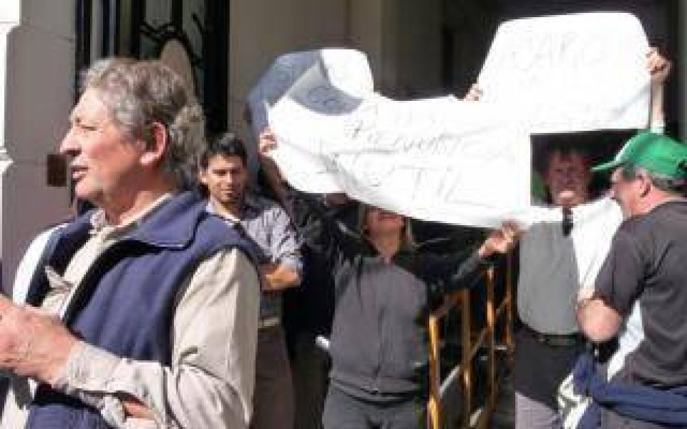 Saavedra: Intendente Corvatta resolvi� el conflicto con trabajadores municipales