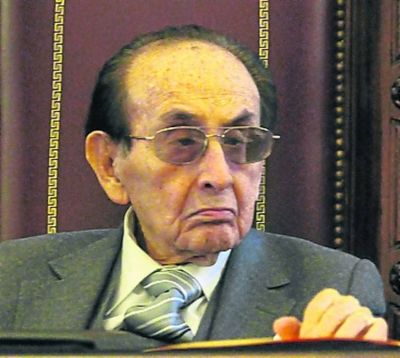 Fayt ratific� que no renunciar� y quiere una Corte con cinco jueces