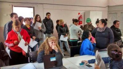 Los Supervisores podr�n extender constancias provisorias de escolaridad